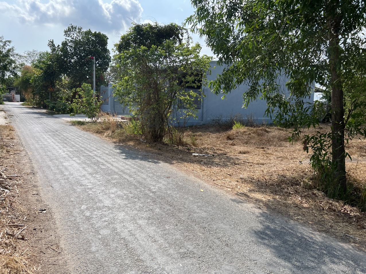 Bán lô đất MT đường nhựa Đặng Thị Giọt, dt 1.099m, full thổ cư, xã Củ Chi