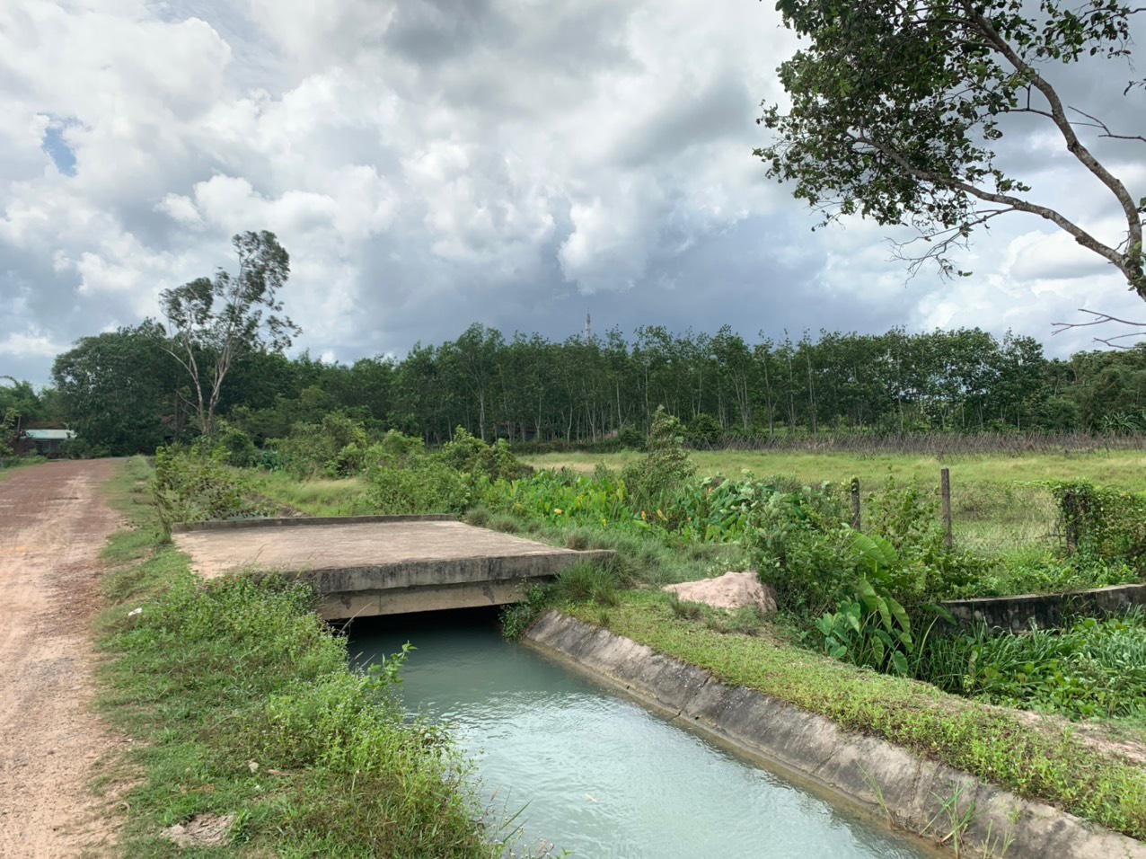 Bán lô đất 2 mặt tiền đường xe tải, diện tích 8.812m2, có 300m thổ cư, xã Nhuận Đức