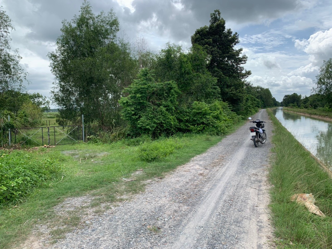 Bán lô đất 2 mặt tiền đường xe tải, diện tích 8.812m2, có 300m thổ cư, xã Nhuận Đức