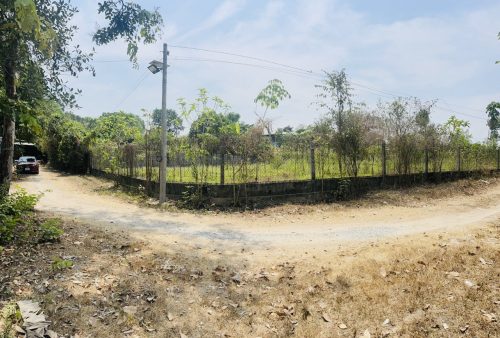 Bán lô đất góc 2 mt đường trải đá ô tô, dt 624m2, có 300m thổ cư, xã Nhuận Đức