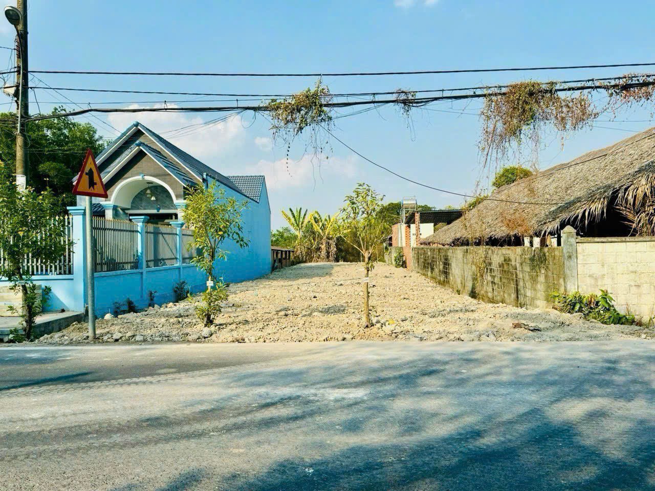 Bán lô đất mặt tiền đường chính Phạm Văn Cội, dt 519m2, QH KDC, xã Nhuận Đức.