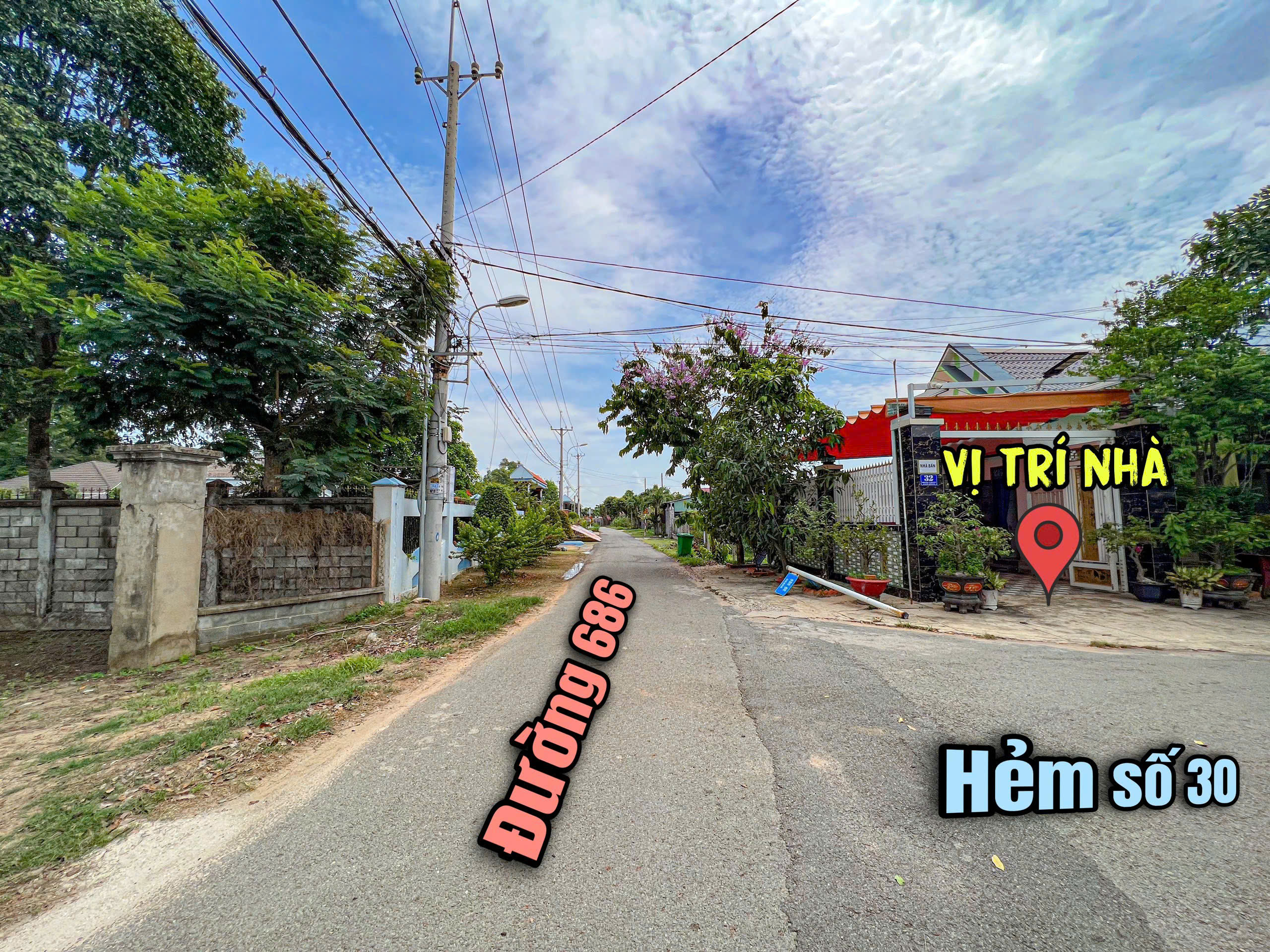 Bán Nhà mái thái đẹp góc 2 mt đường nhựa 686, xã Thái Mỹ.