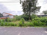 Bán gấp lô đất mt đường nhựa xe tải, dt 135m, full thổ cư, xã Thái Mỹ.