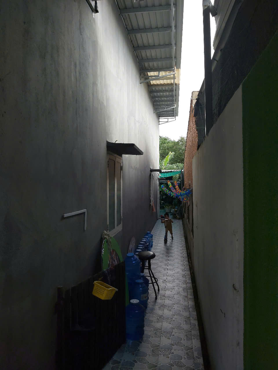 Bán nhà cấp 4 có gác, mặt tiền đường số 82, xã Phú Hòa Đông