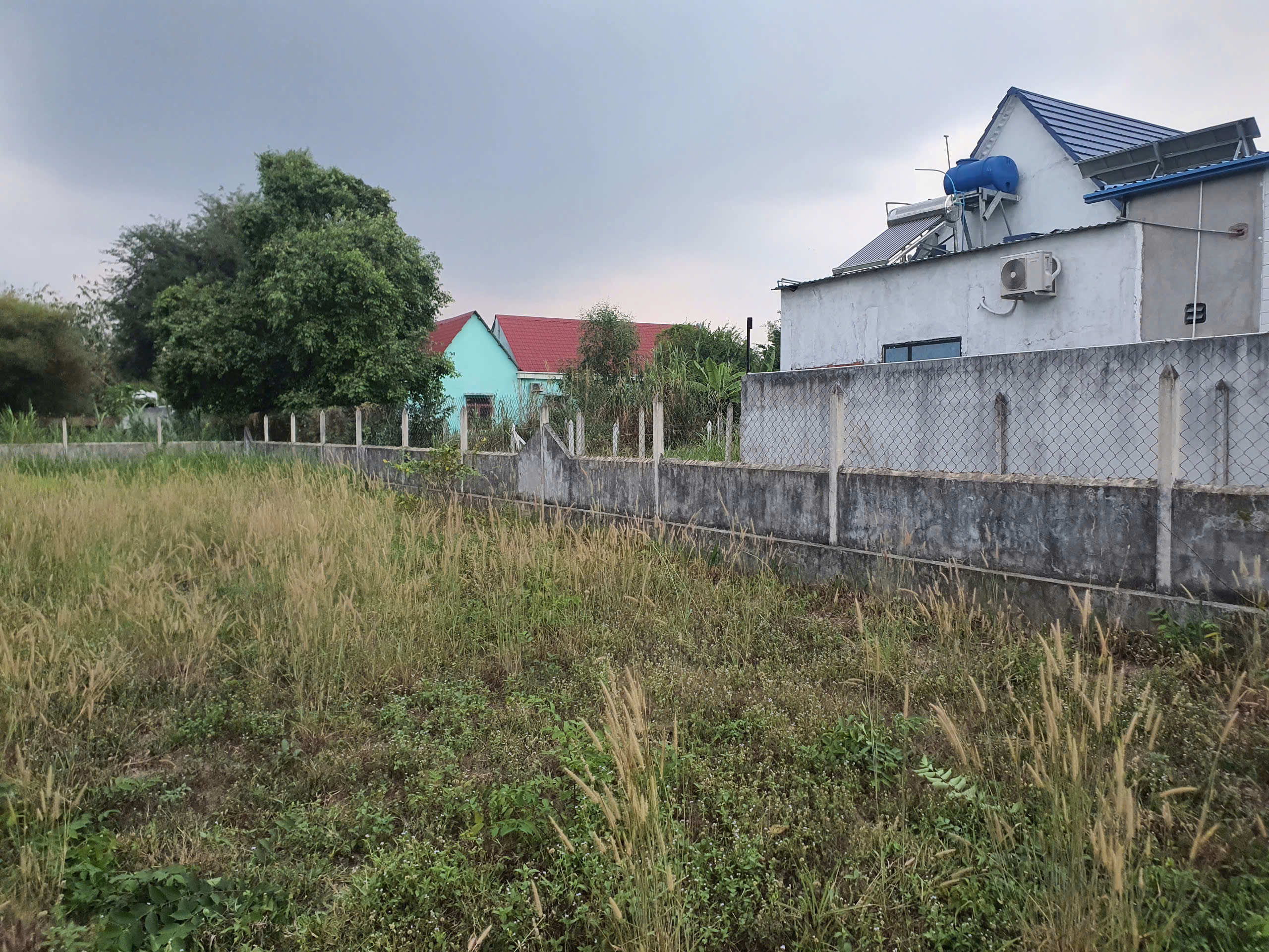 Hạ giá hơn 1 tỷ, bán lô đất đường số 686, diện tích 407,6m2 có 300m2 thổ cư, xã Thái Mỹ