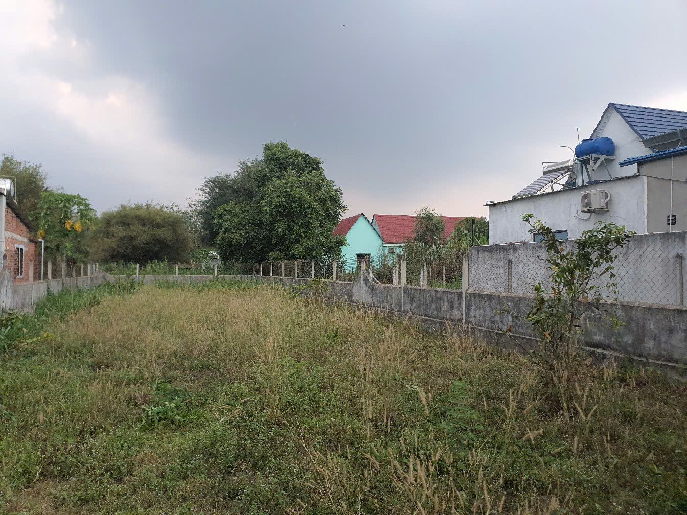 Hạ giá hơn 1 tỷ, bán lô đất đường số 686, diện tích 407,6m2 có 300m2 thổ cư, xã Thái Mỹ