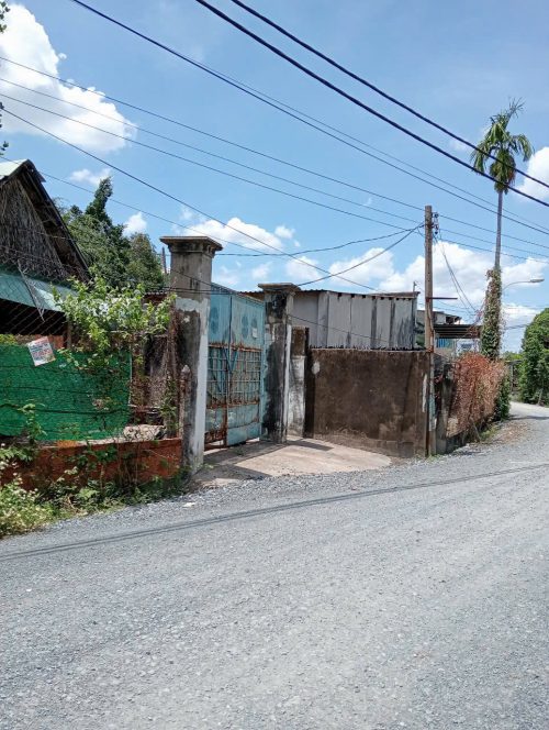 Bán lô đất MT đường trải đá xe tải, diện tích 628m, có 376m thổ, xã Bình Mỹ.