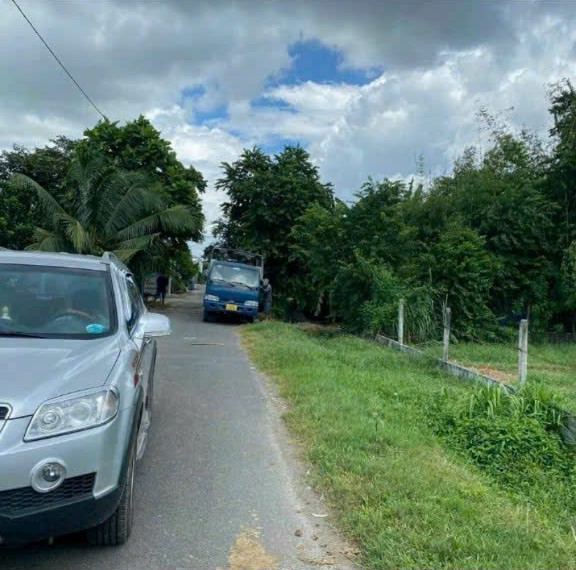 Bán lô đất MT đường nhựa xe tải, diện tích 246m, full thổ, xã Thái Mỹ.