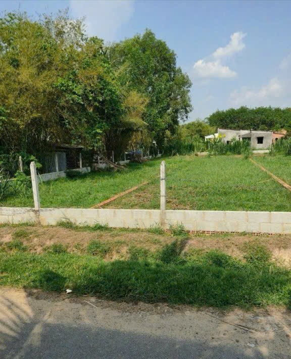 Bán lô đất MT đường nhựa xe tải, diện tích 246m, full thổ, xã Thái Mỹ.