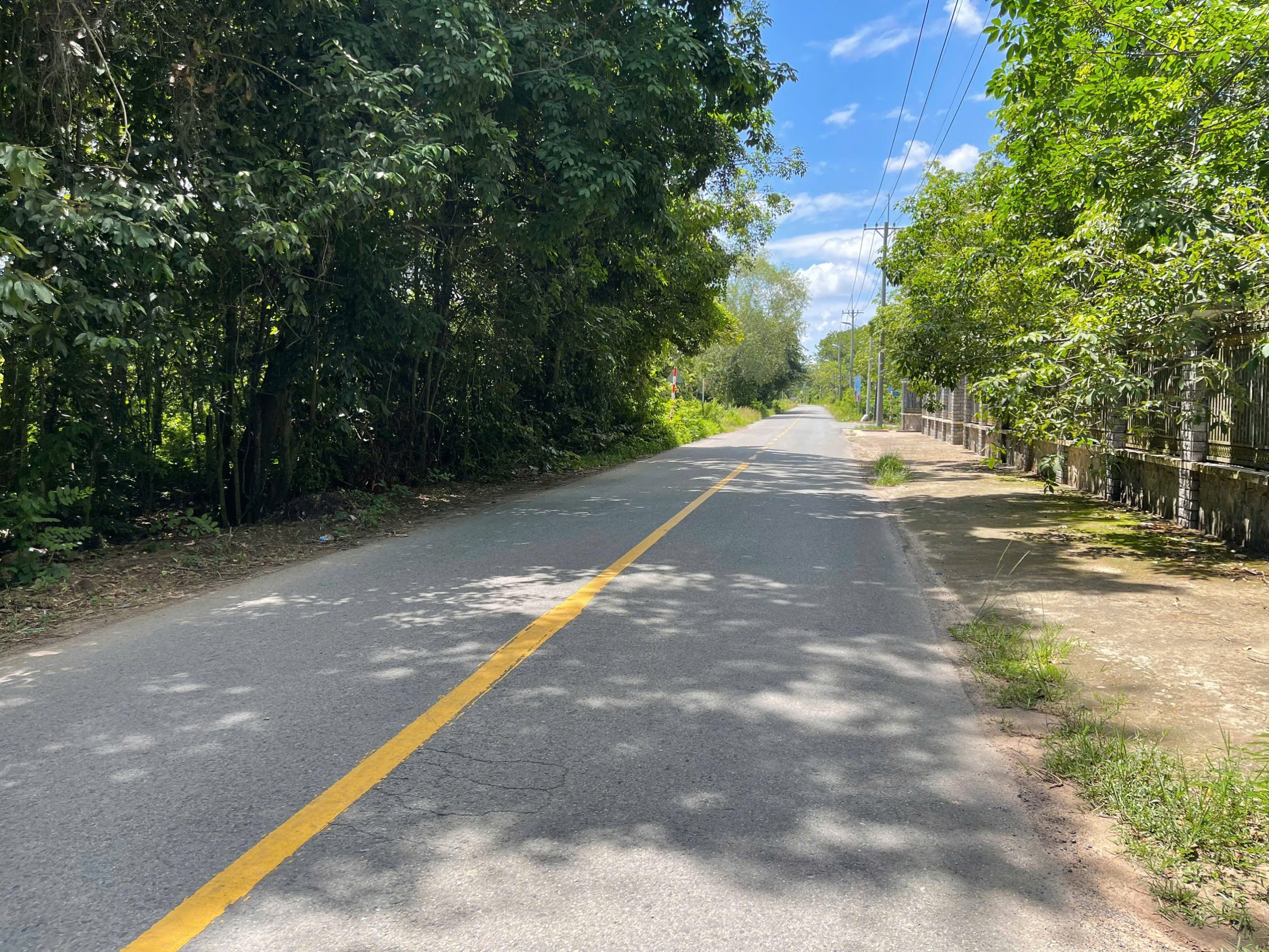 Bán lô đất MT đường chính An Nhơn Tây, diện tích 961m, 300m thổ, xã An Nhơn Tây.