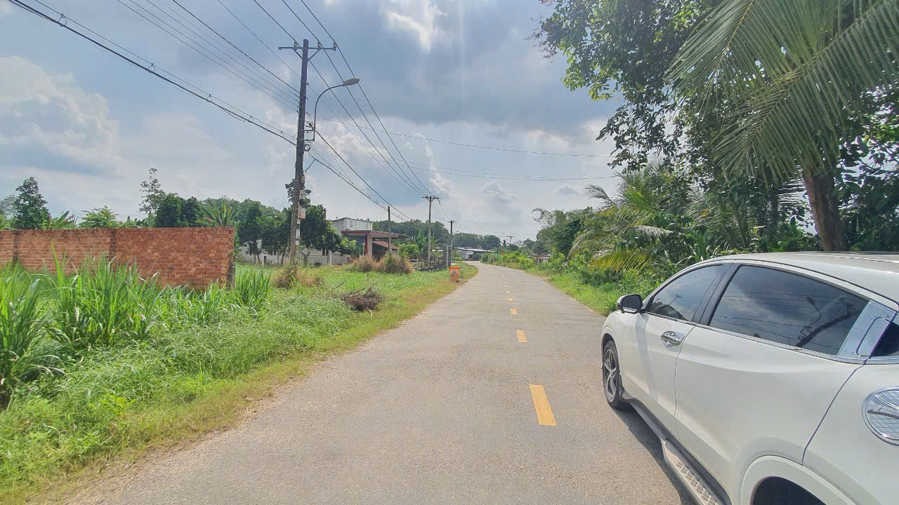 Bán lô đất Mặt tiền đường Cây Gõ, 131,7m2, full thổ cư, xã An Nhơn Tây