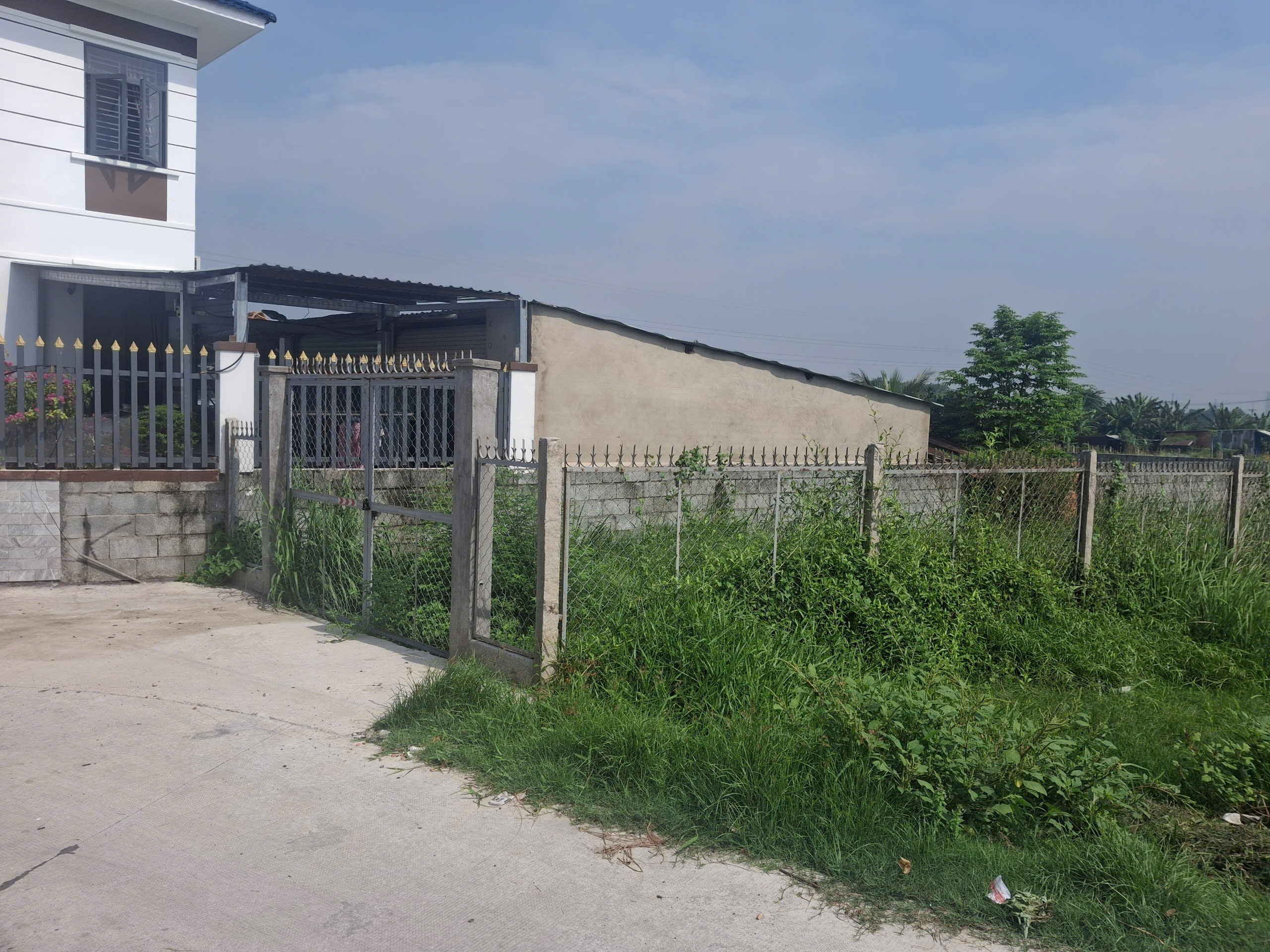 Bán lô đất đường Nguyễn Thị Chiên, diện tích 117,5m2, full thổ, xã Tân An Hội (mới).