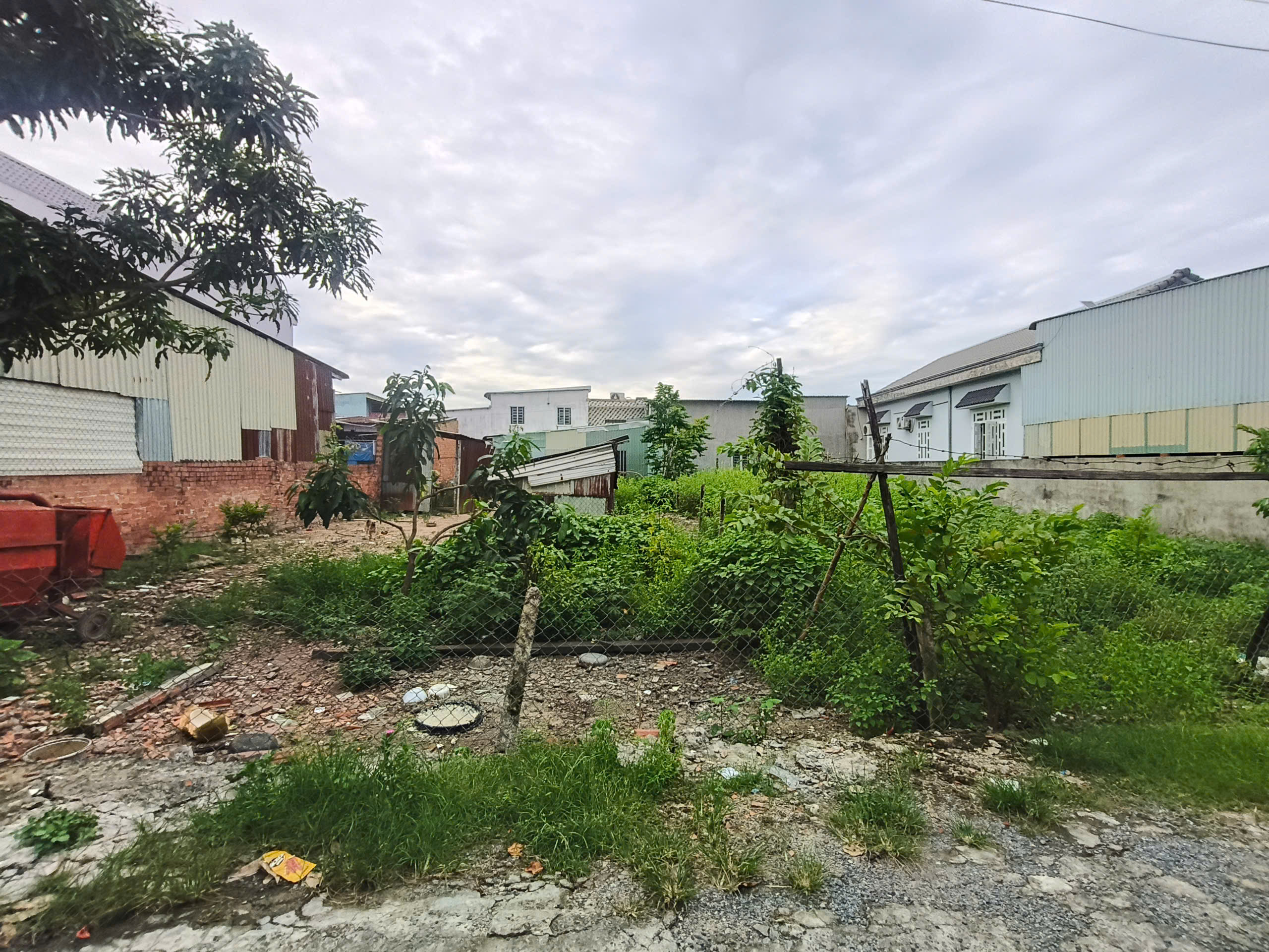 Bán lô đất 2 sẹc ngắn Sông Lưu, tổng 131m2, QH Khu dân cư, Xã Bình Mỹ (mới)