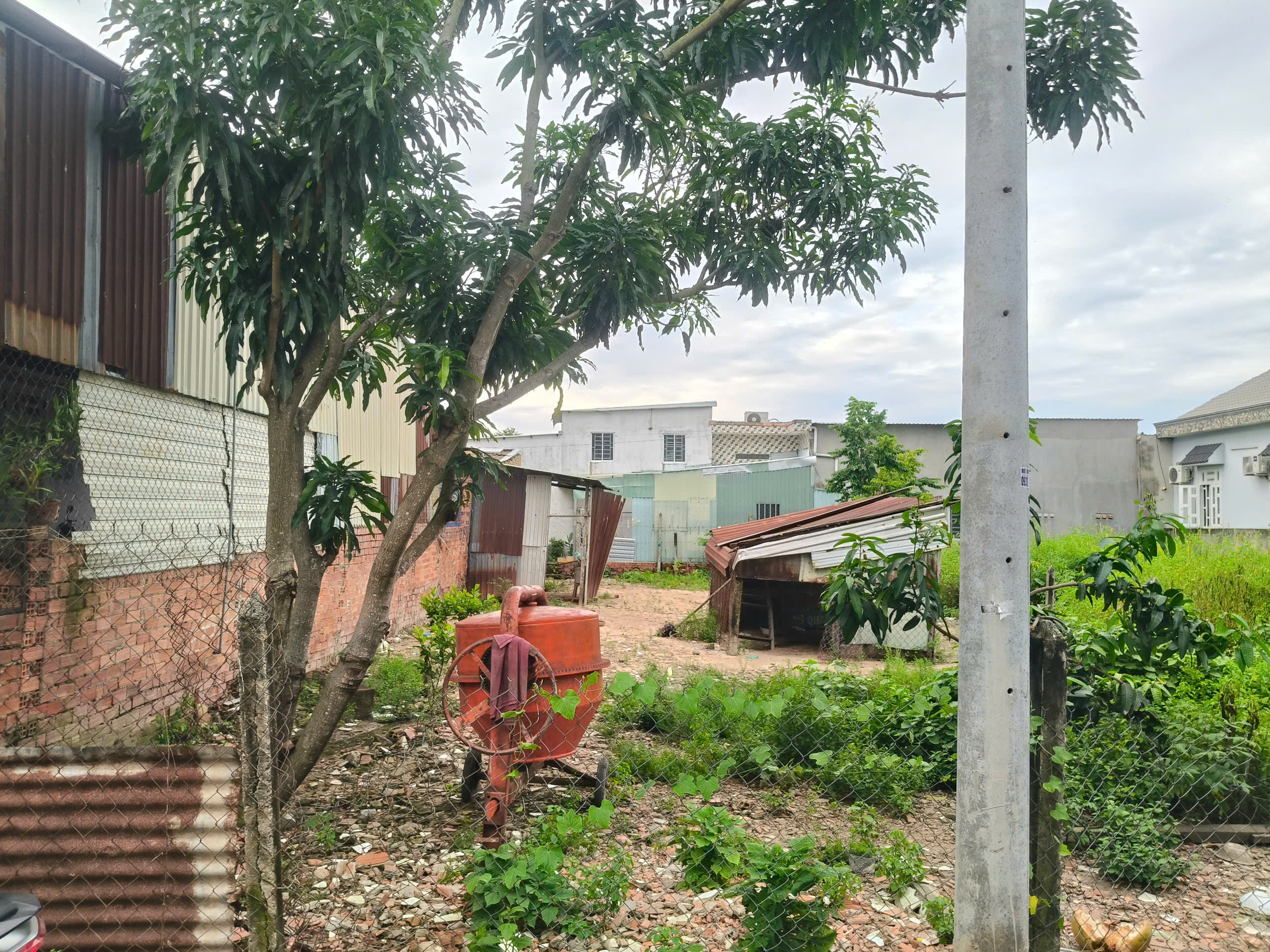 Bán lô đất 2 sẹc ngắn Sông Lưu, tổng 131m2, QH Khu dân cư, Xã Bình Mỹ (mới)