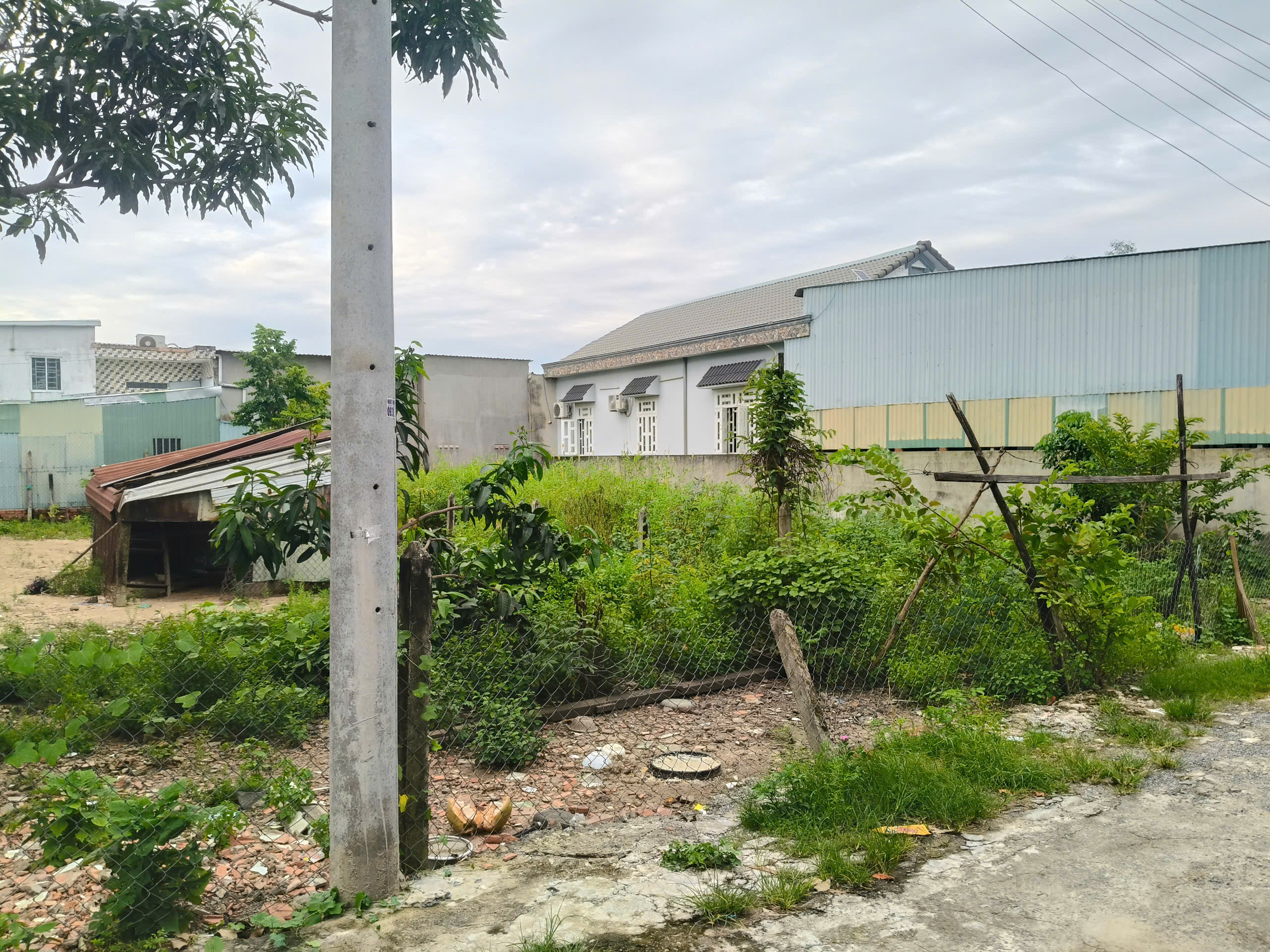 Bán lô đất 2 sẹc ngắn Sông Lưu, tổng 131m2, QH Khu dân cư, Xã Bình Mỹ (mới)