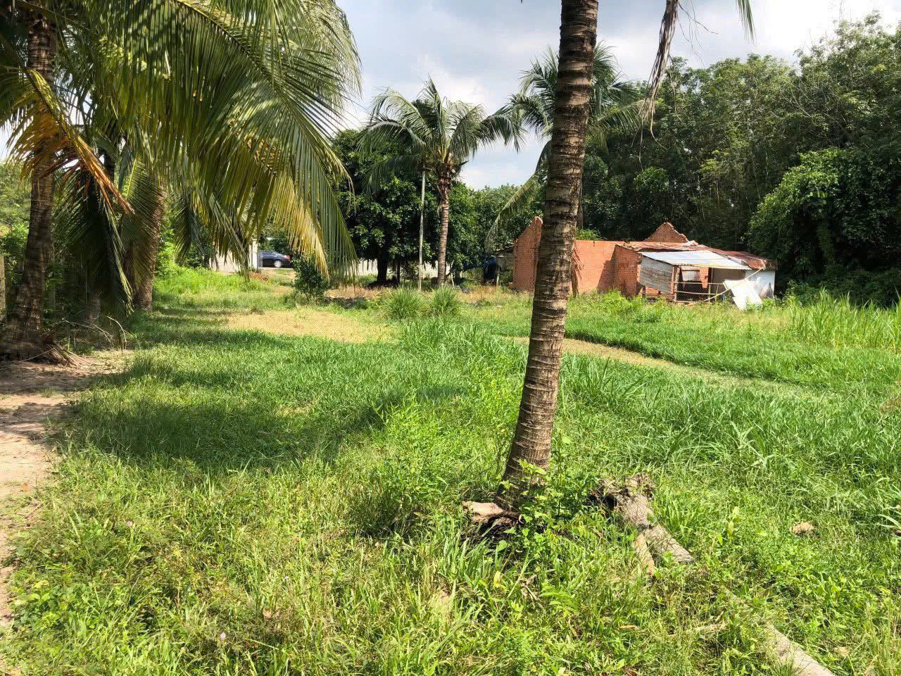 Đất Củ Chi! Bán gấp lô đất MT đường Hà Thị Kiểm, dt 1.711m, có 500m thổ, xã Phú Mỹ Hưng