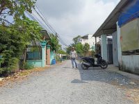 Bán dãy nhà trọ 13 phòng đang cho thu nhập 14tr/Tháng, 2 sẹc TL 2, dt 478m2, có 399m thổ cư, xã Nhuận Đức (mới)