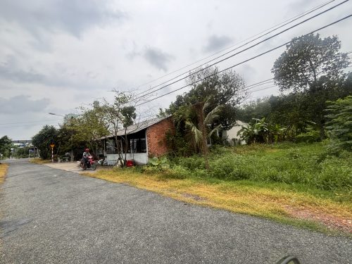 Bán đất Củ Chi, mt đường nhựa 436, 1 sẹc ngắn Cây Bài, tổng 640m2, có 200m thổ cư, Xã Phú Hòa Đông.