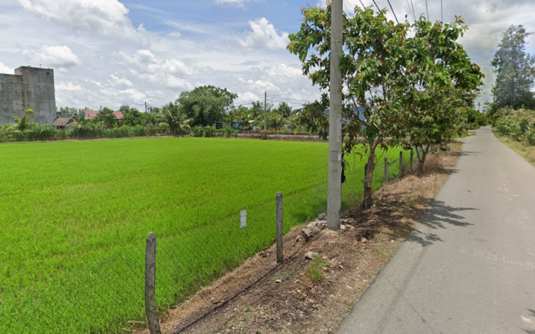 Bán lô đất mặt tiền đường Trung Hưng, diện tích 1.168m2, có 137m2 thổ cư, xã Thái Mỹ (mới).