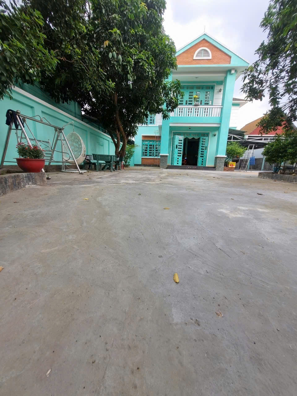 Bán biệt thự + dãy trọ 10 phòng mặt tiền đường 489 dòng tiền ổn định, xã Nhuận Đức (mới)