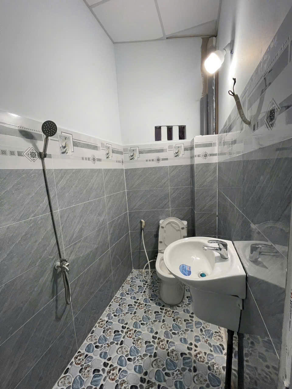 BÁN BẤT ĐỘNG SẢN HIẾM: NHÀ SHR TRUNG TÂM BÀ ĐIỂM – NGAY NGUYỄN THỊ SÓC – NGANG 5M CỰC ĐẸP